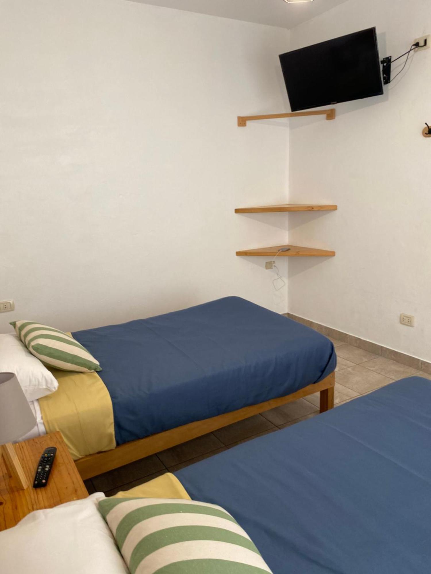 Ravenala Paracas Hostel Eksteriør billede