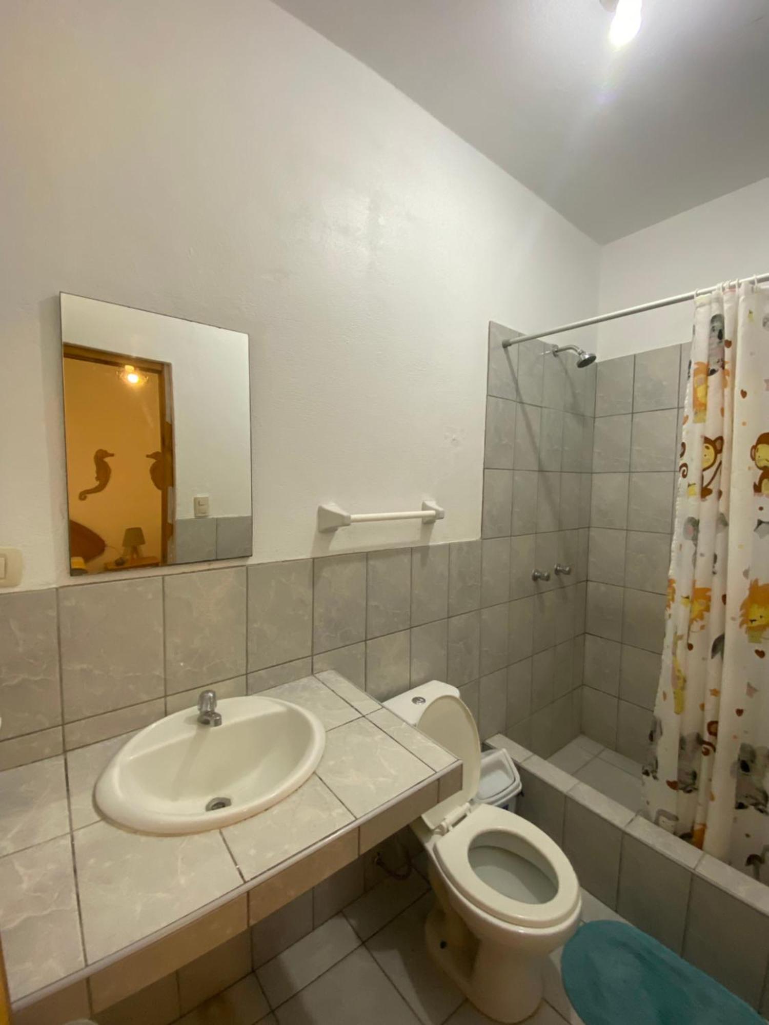 Ravenala Paracas Hostel Eksteriør billede